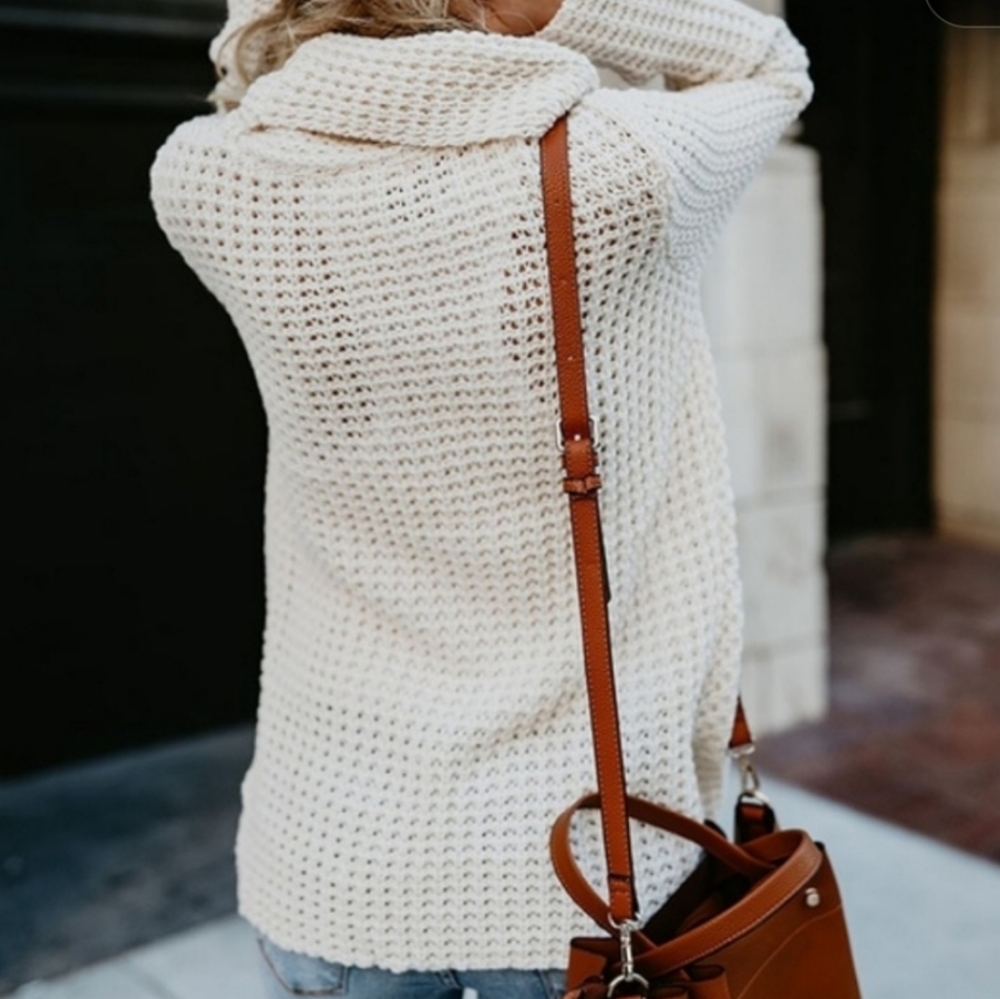 NOT FOR SALE NWT OffWhite Assymetrical Hem Sweater - Picture 3 of 7